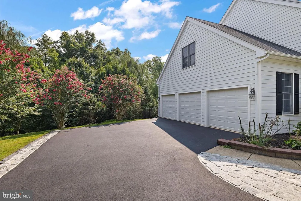11 DEVONSHIRE COURT Wilmington, DE 19807