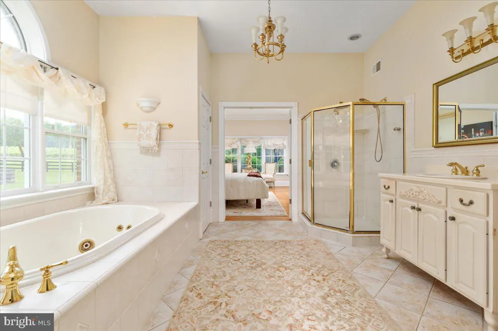 450 GREEN SPRING ROAD Winchester, VA 22603