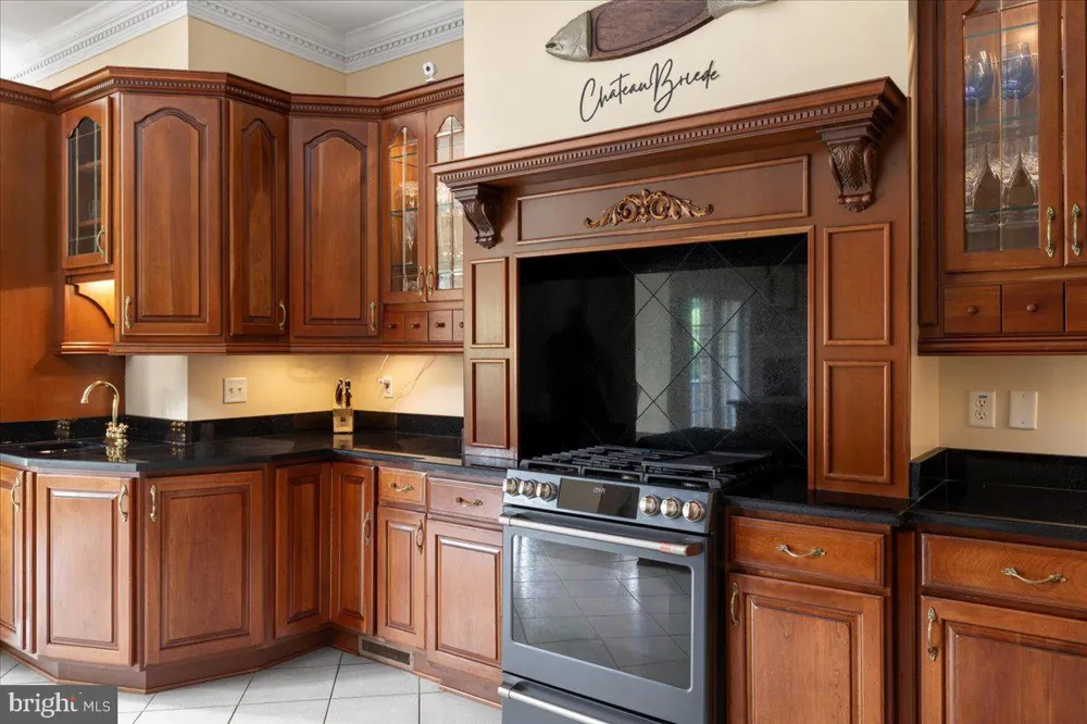 450 GREEN SPRING ROAD Winchester, VA 22603