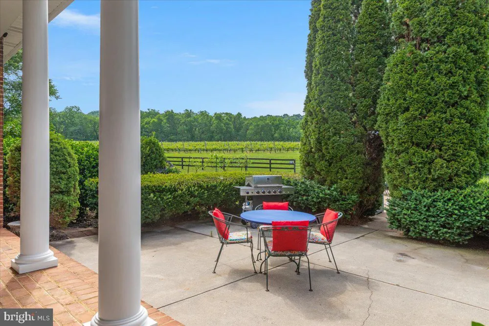 450 GREEN SPRING ROAD Winchester, VA 22603