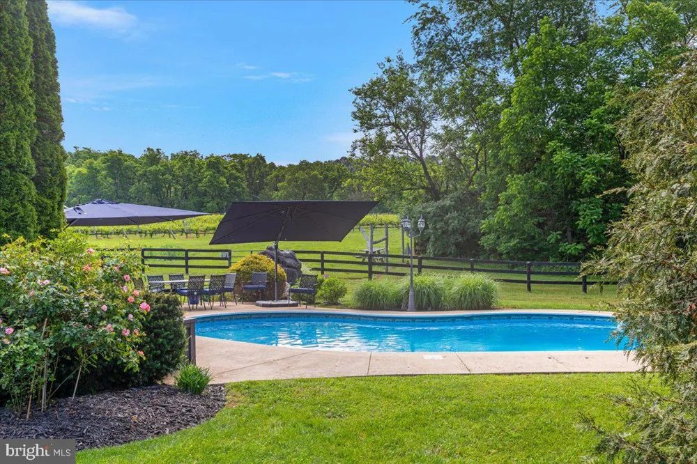 450 GREEN SPRING ROAD Winchester, VA 22603