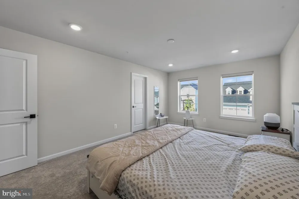 1124 MILLER FARM DR Brunswick, MD 21716