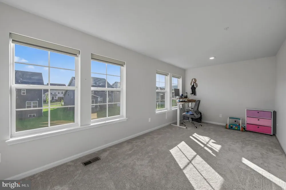 1124 MILLER FARM DR Brunswick, MD 21716