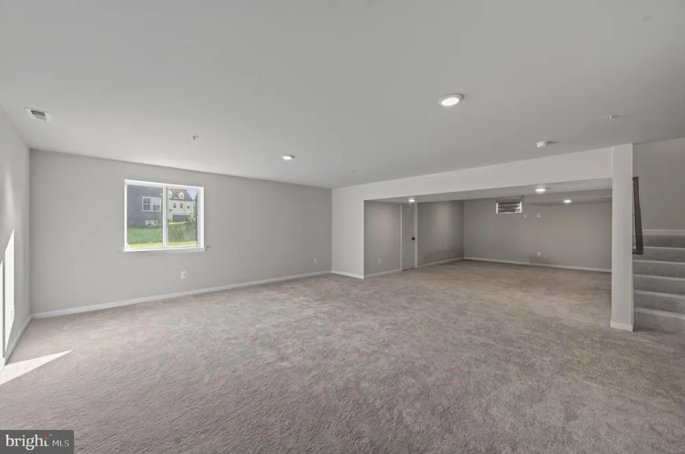 1124 MILLER FARM DR Brunswick, MD 21716