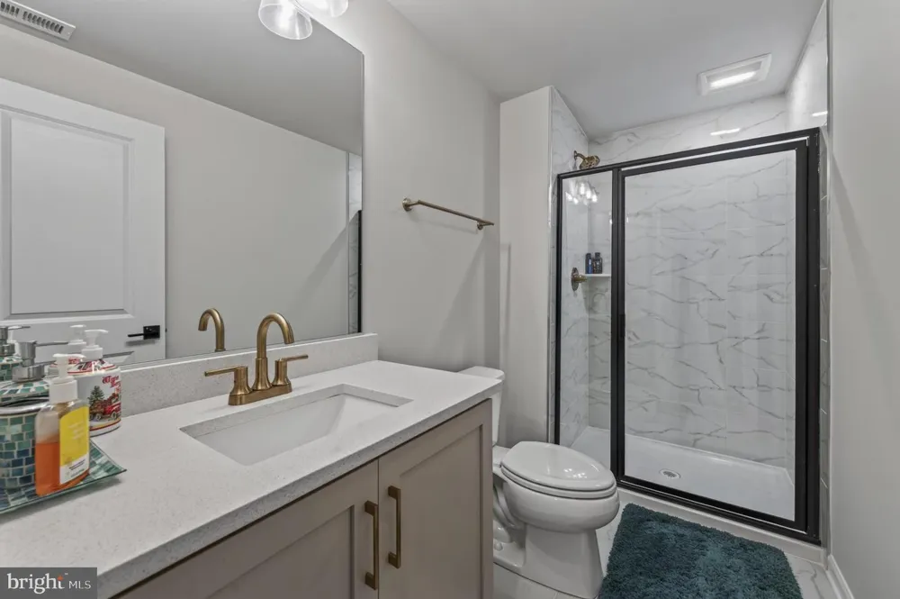 1124 MILLER FARM DR Brunswick, MD 21716