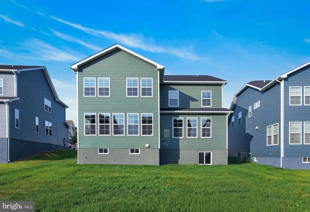 1124 MILLER FARM DR Brunswick, MD 21716