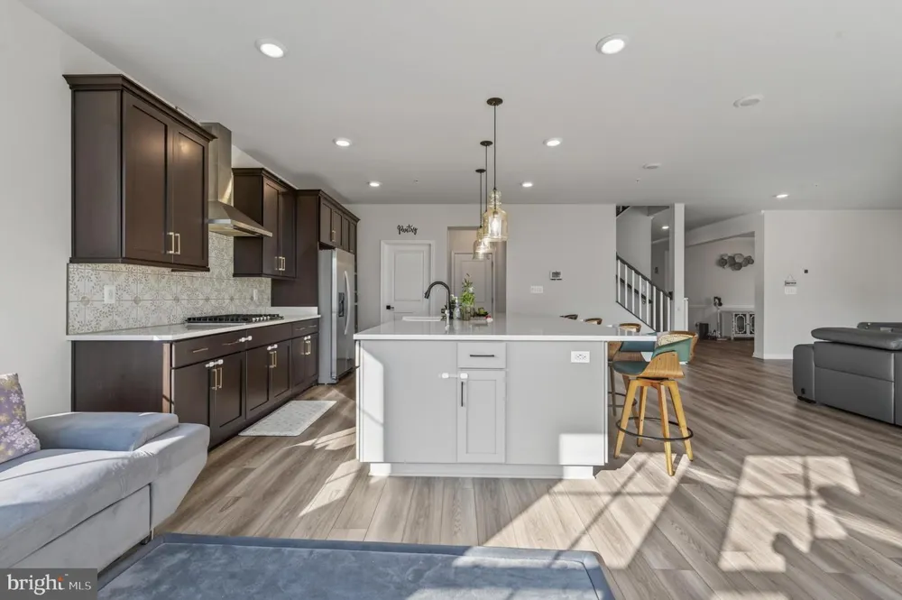 1124 MILLER FARM DR Brunswick, MD 21716