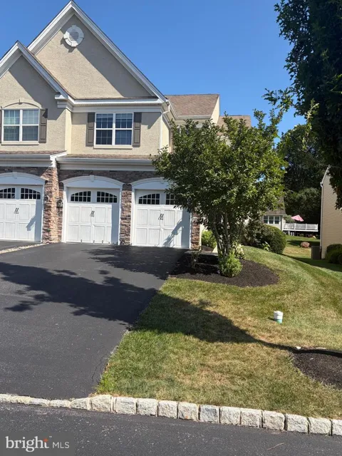 2603 ROCKLEDGE COURT