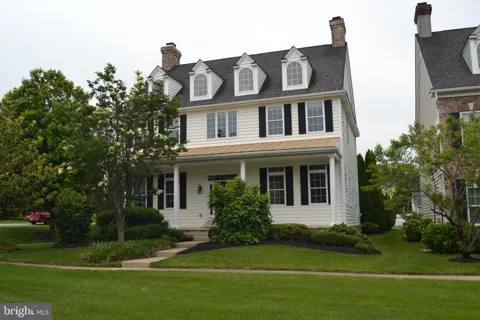 806 WREN LANE