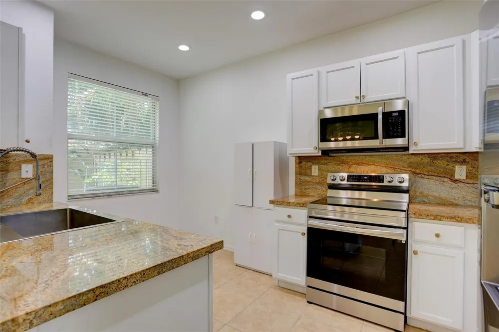 2851 W Prospect Road #305 Tamarac, FL 33309