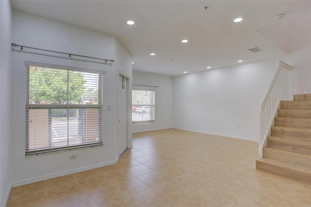 2851 W Prospect Road #305 Tamarac, FL 33309