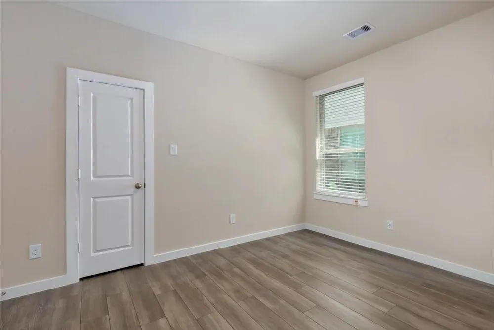 5063 Hazel Orchard Drive Houston, TX 77066