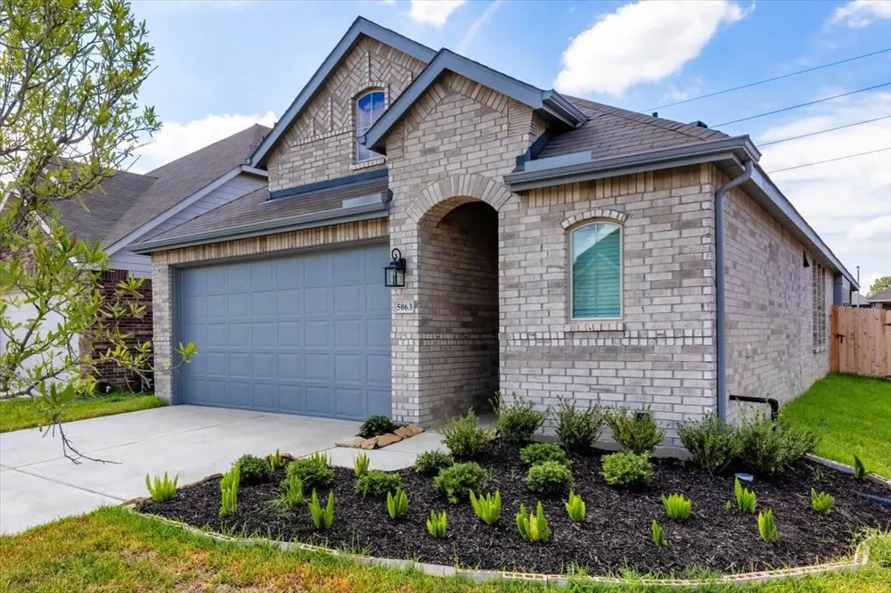 5063 Hazel Orchard Drive Houston, TX 77066