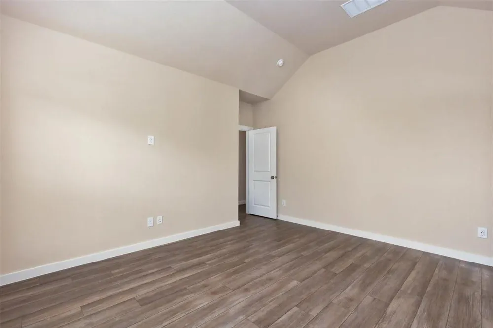 5063 Hazel Orchard Drive Houston, TX 77066