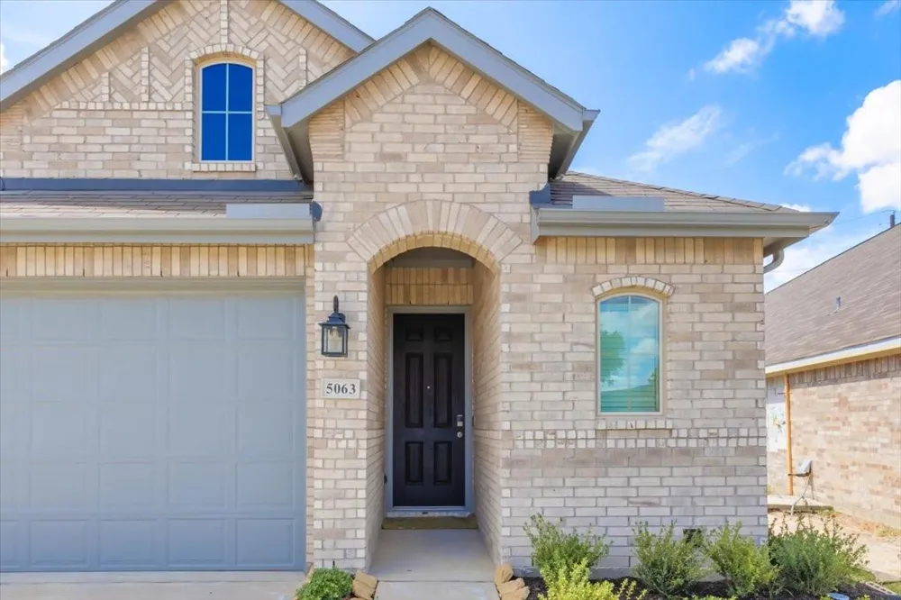 5063 Hazel Orchard Drive Houston, TX 77066