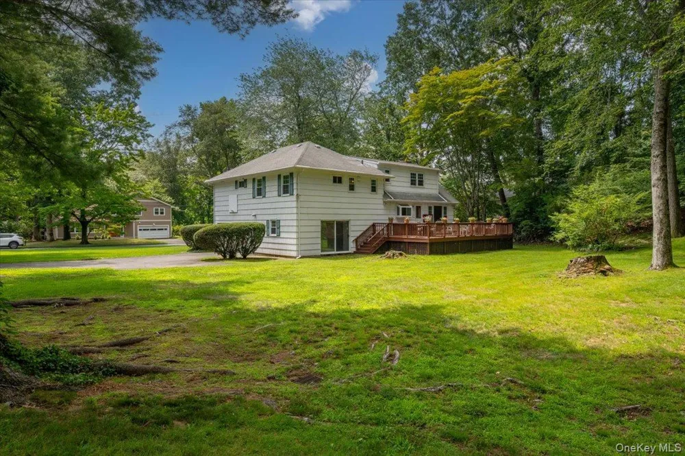 27 Meadowlark Road Rye Brook, NY 10573