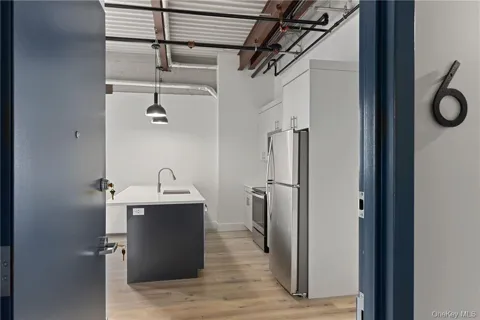 189 Main Street #6