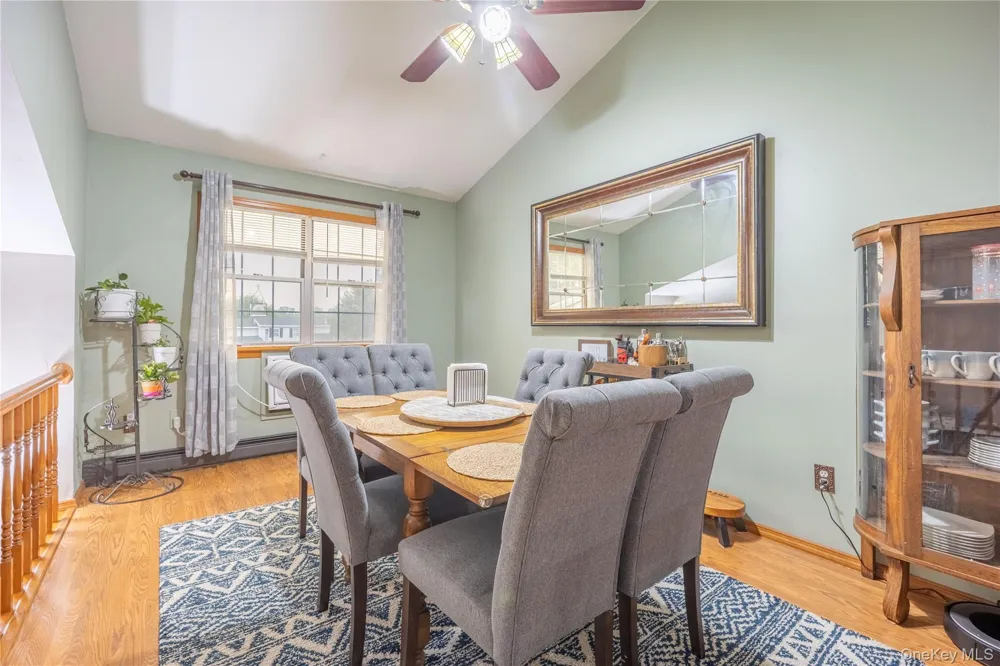 22 Hemlock Court Fishkill, NY 12524