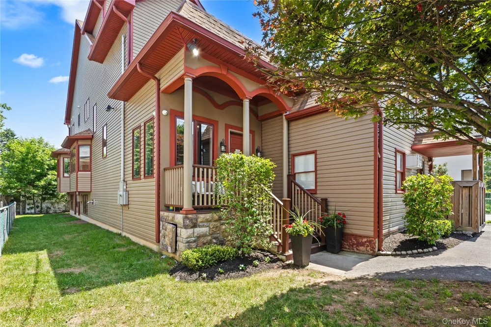 60 Cole Avenue Spring Valley, NY 10977