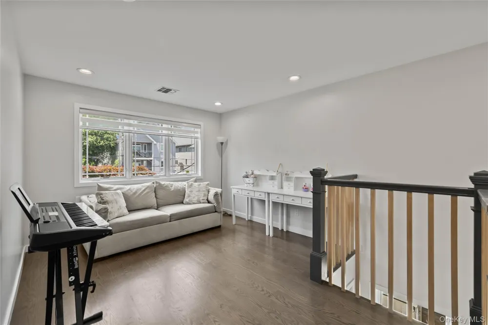 60 Cole Avenue Spring Valley, NY 10977