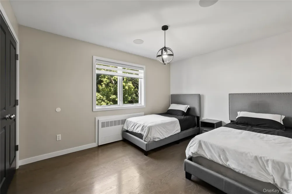 60 Cole Avenue Spring Valley, NY 10977