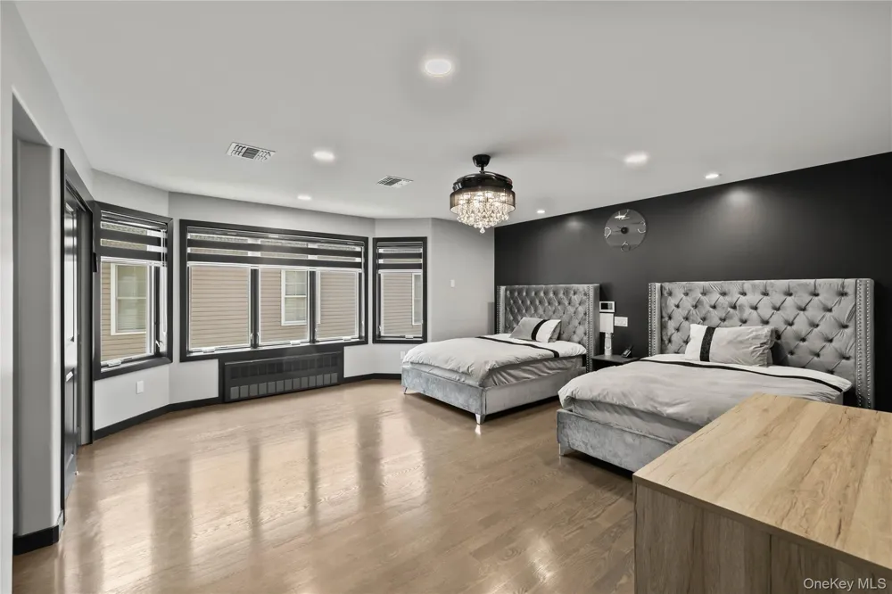 60 Cole Avenue Spring Valley, NY 10977