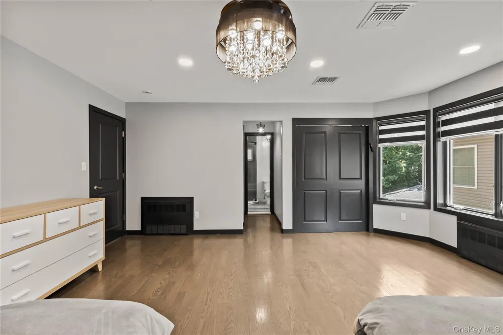 60 Cole Avenue Spring Valley, NY 10977
