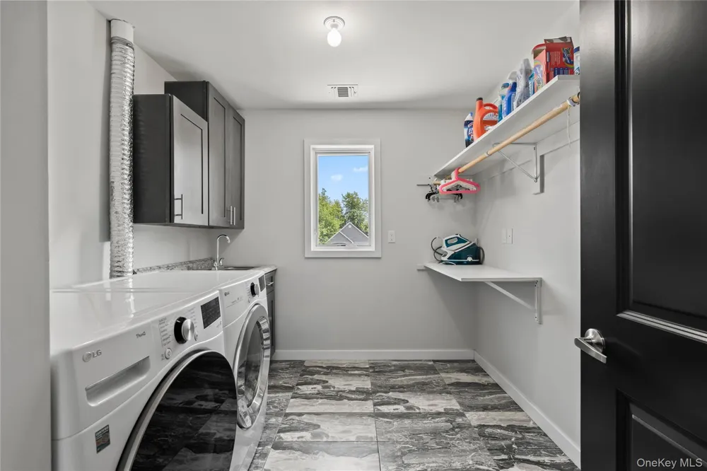 60 Cole Avenue Spring Valley, NY 10977