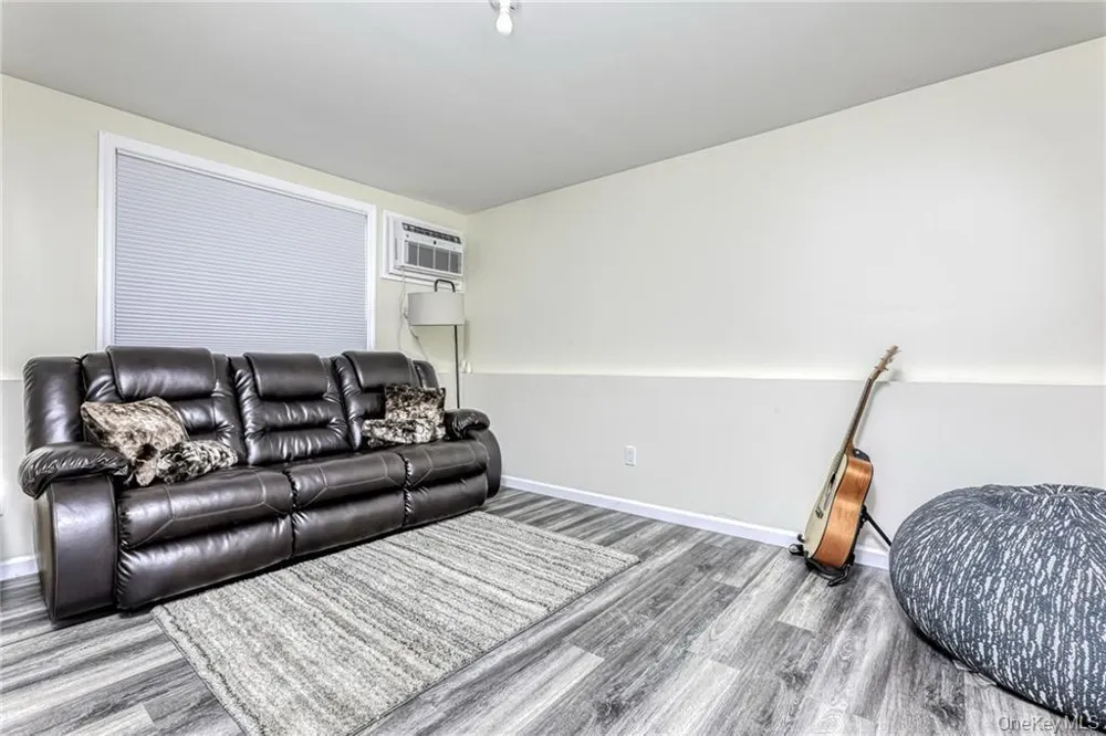 60 Cole Avenue Spring Valley, NY 10977