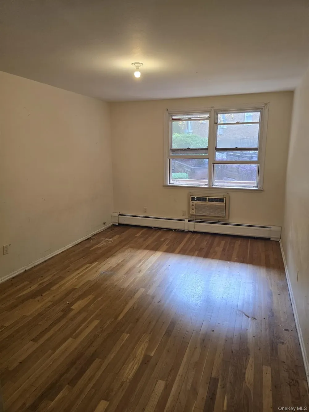 152 Kearsing Parkway #B Monsey, NY 10952