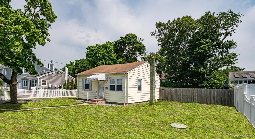 123 Cherubina Lane North Babylon, NY 11703