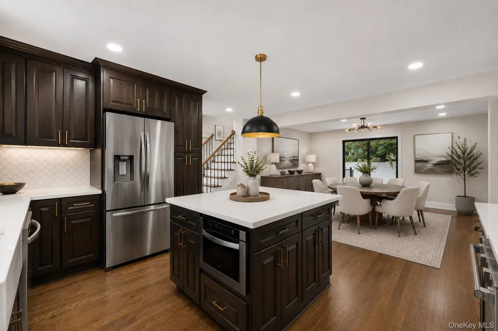 1 Greg Lane East Northport, NY 11731