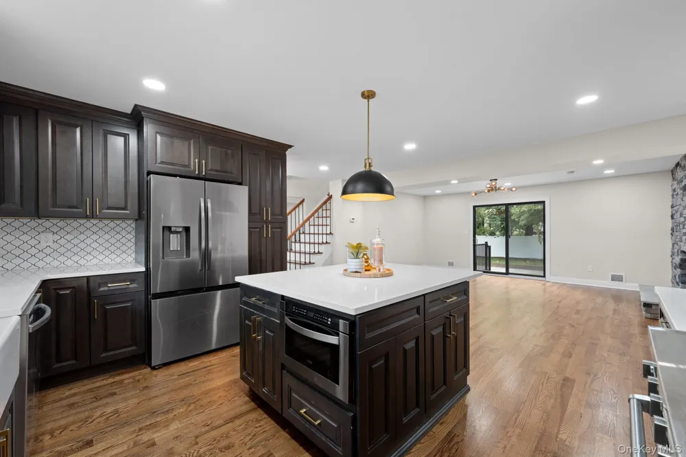 1 Greg Lane East Northport, NY 11731