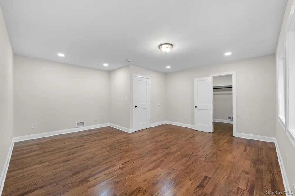 1 Greg Lane East Northport, NY 11731
