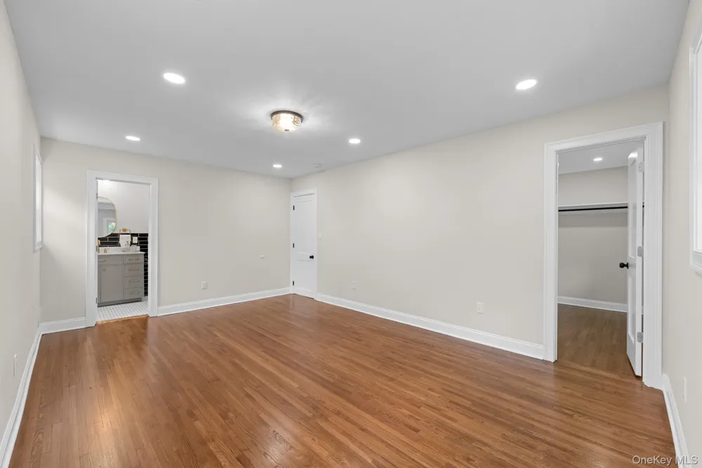 1 Greg Lane East Northport, NY 11731