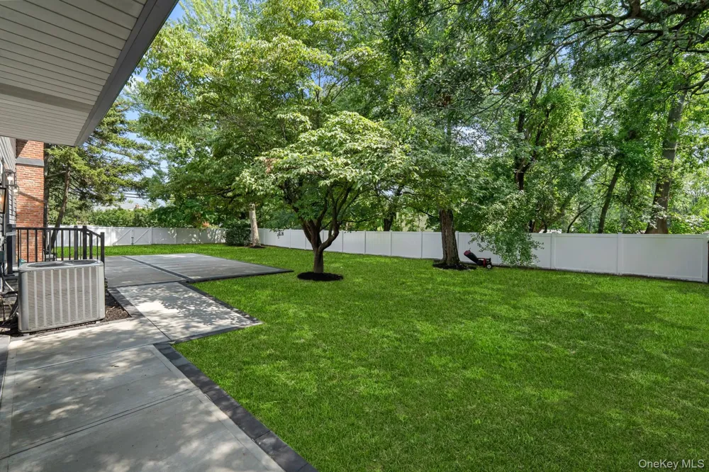 1 Greg Lane East Northport, NY 11731