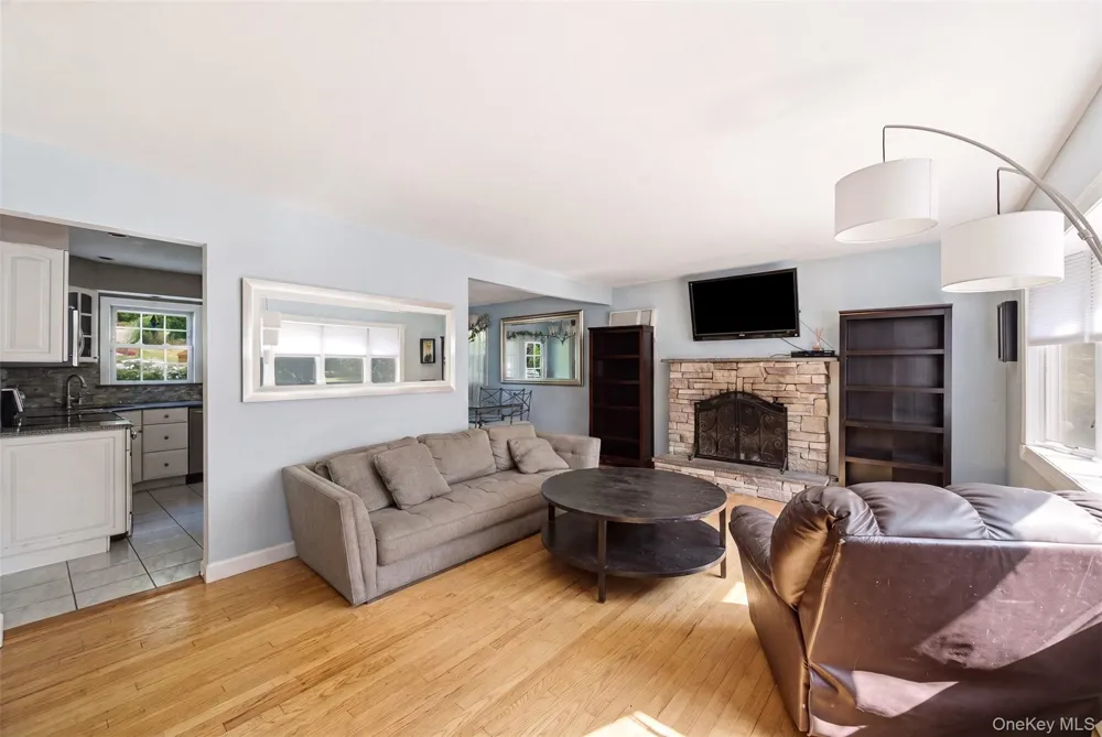 46 Catherine Street East Northport, NY 11731