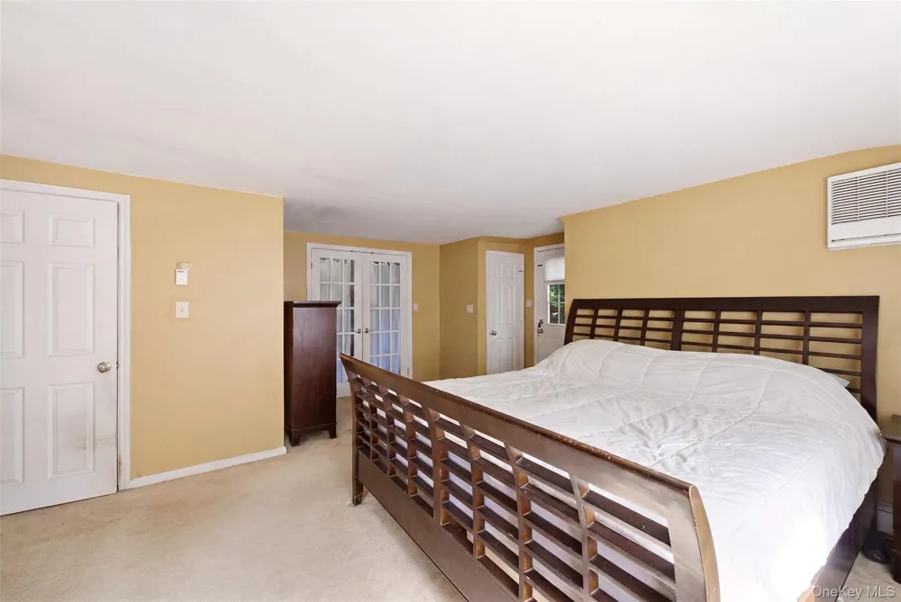 46 Catherine Street East Northport, NY 11731