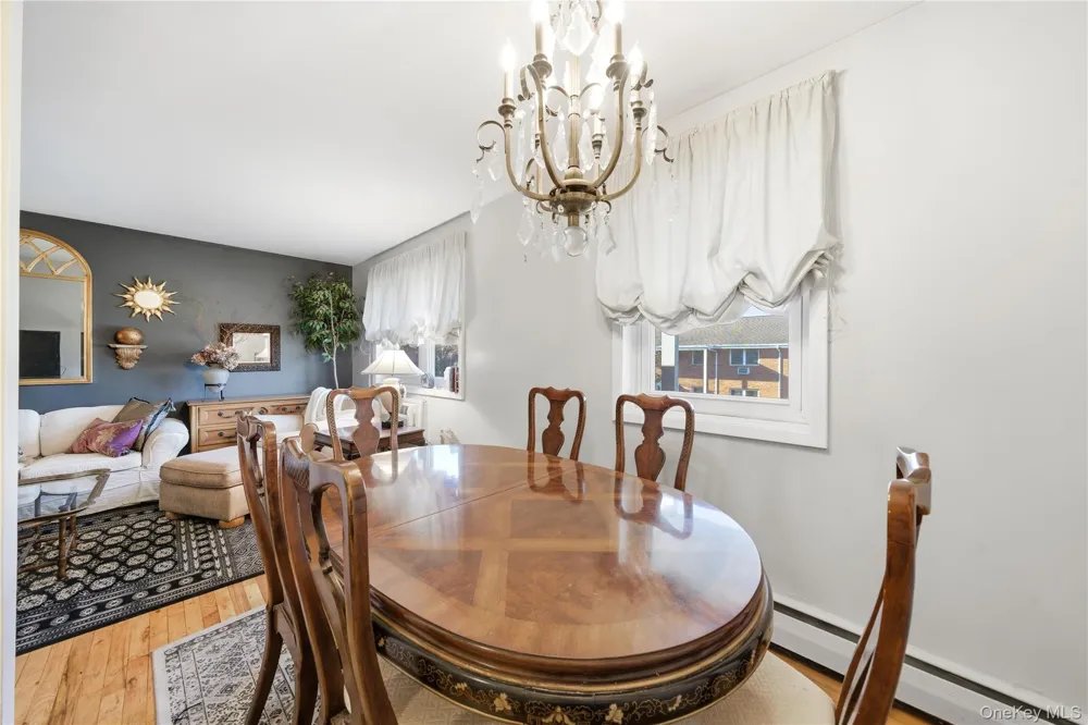 297 Merrick Road #D 1 Amityville, NY 11701