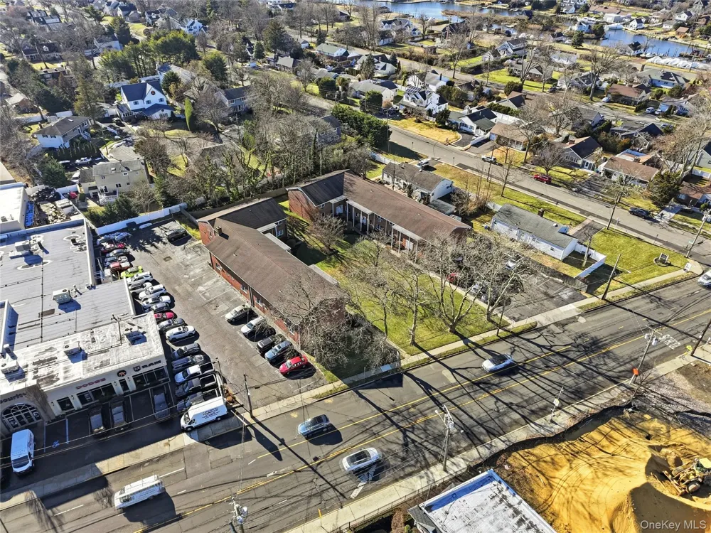 297 Merrick Road #D 1 Amityville, NY 11701