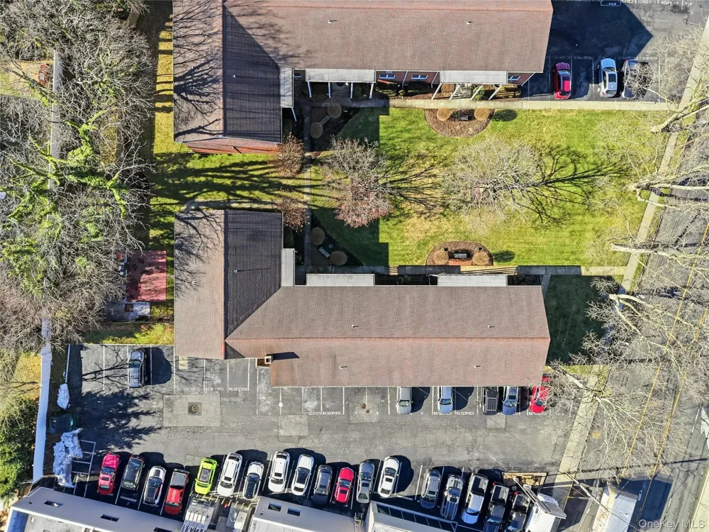 297 Merrick Road #D 1 Amityville, NY 11701