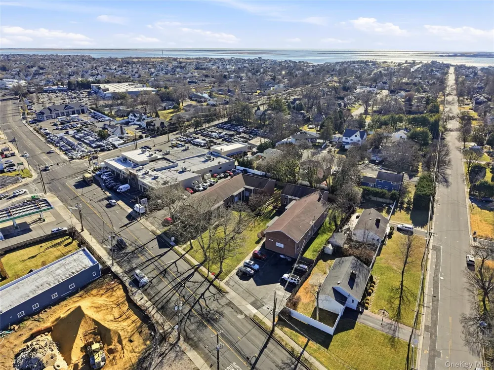 297 Merrick Road #D 1 Amityville, NY 11701