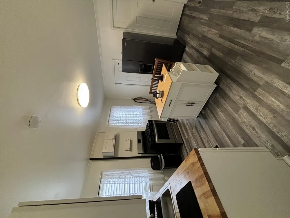135 Fifth Avenue Call Listing Agent, NY 12180