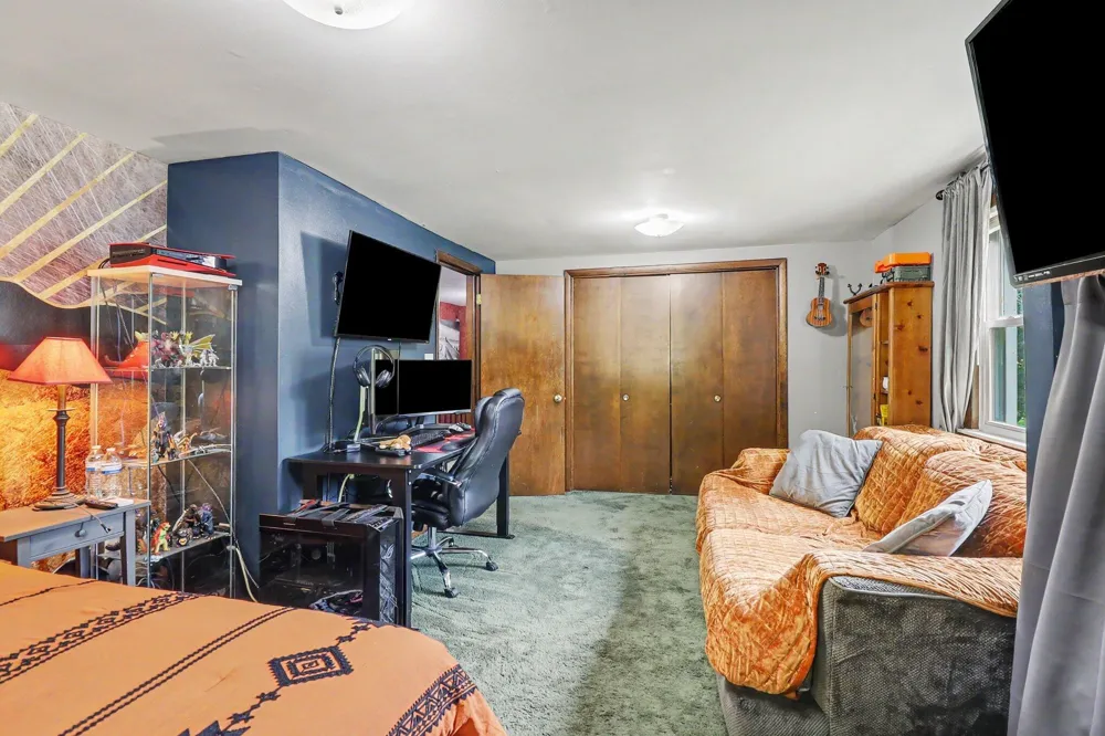 10624 Borgman Avenue Belleville, MI 48111