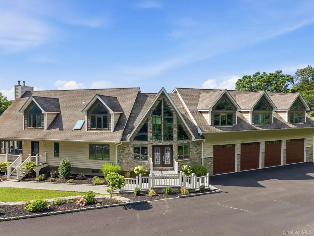 39 Julia Court Mahopac, NY 10541