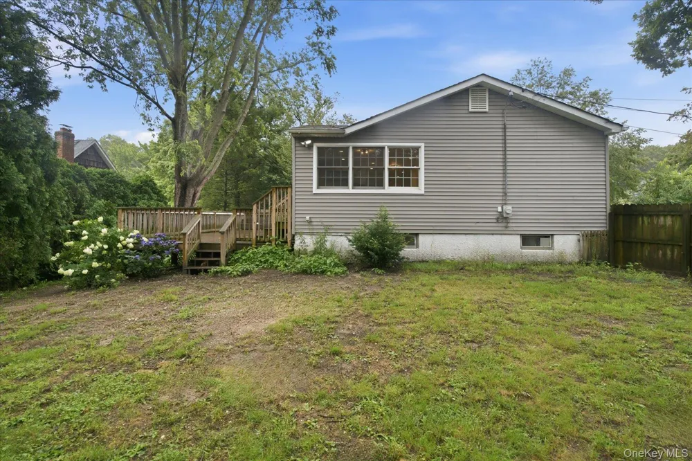 37 Storyland Lane East Setauket, NY 11733