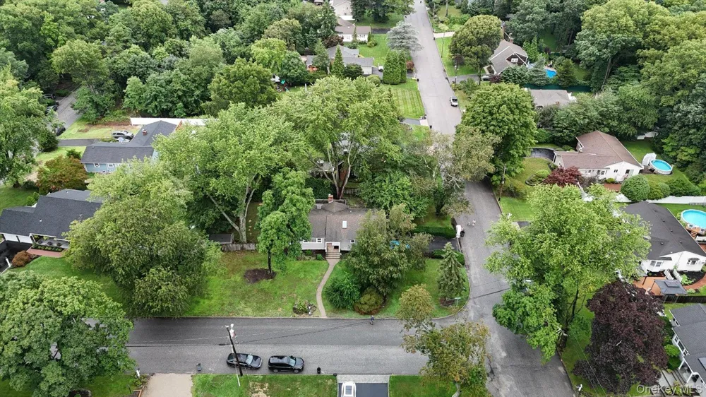 37 Storyland Lane East Setauket, NY 11733