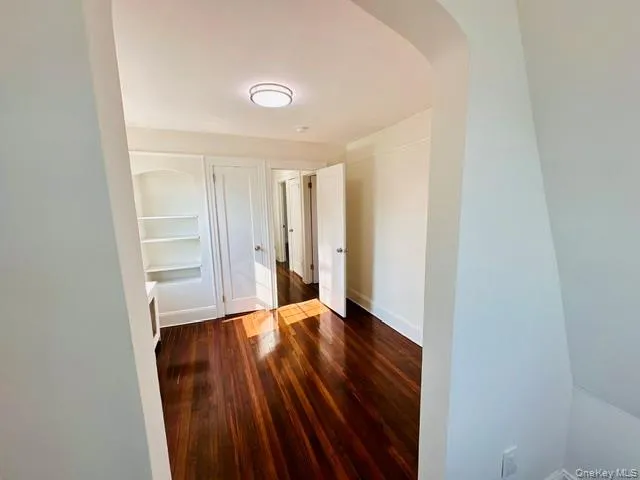 1424 Kiefer Avenue Elmont, NY 11003