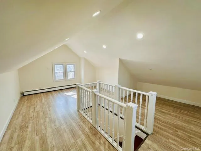 1424 Kiefer Avenue Elmont, NY 11003