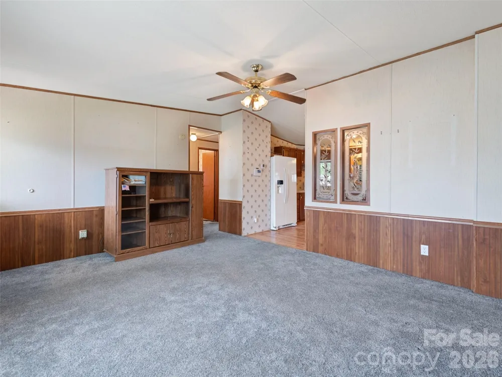 39 Spruce Street Waynesville, NC 28786